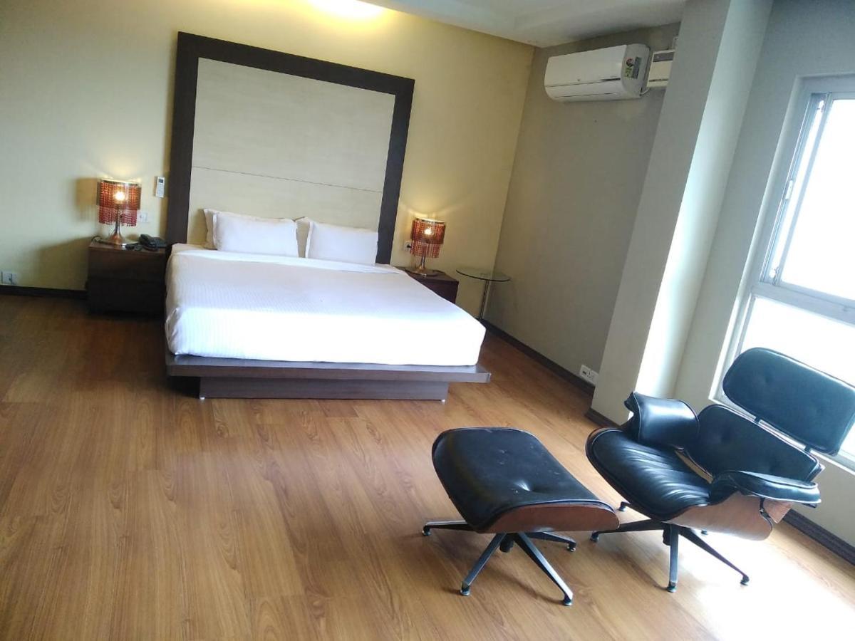 Hotel Md'S Continental Jorhāt المظهر الخارجي الصورة