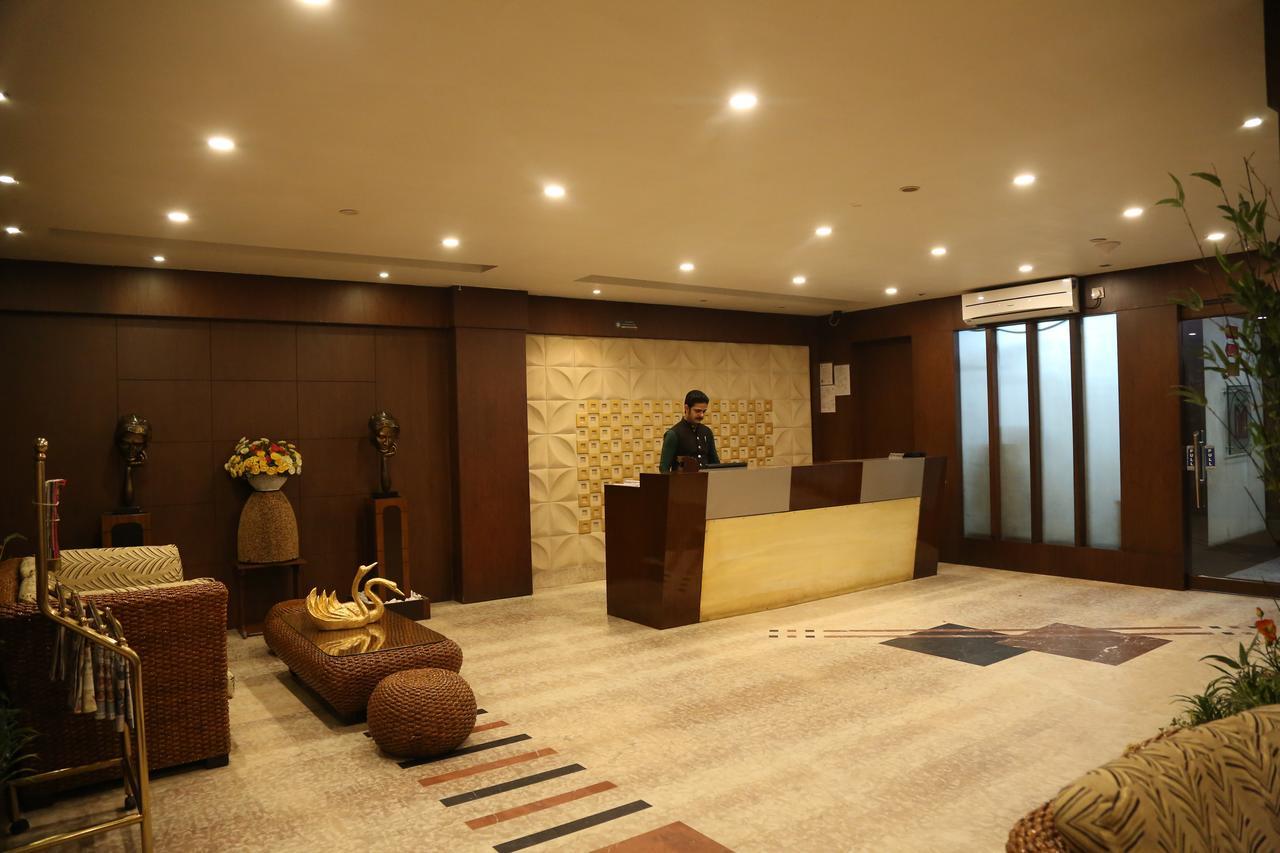 Hotel Md'S Continental Jorhāt المظهر الخارجي الصورة